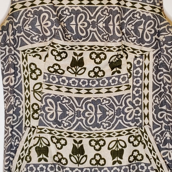 Tropical Escape Googie 60s Cream Sky and Forest Green Graphic Printed Dress - Picture 5 of 16